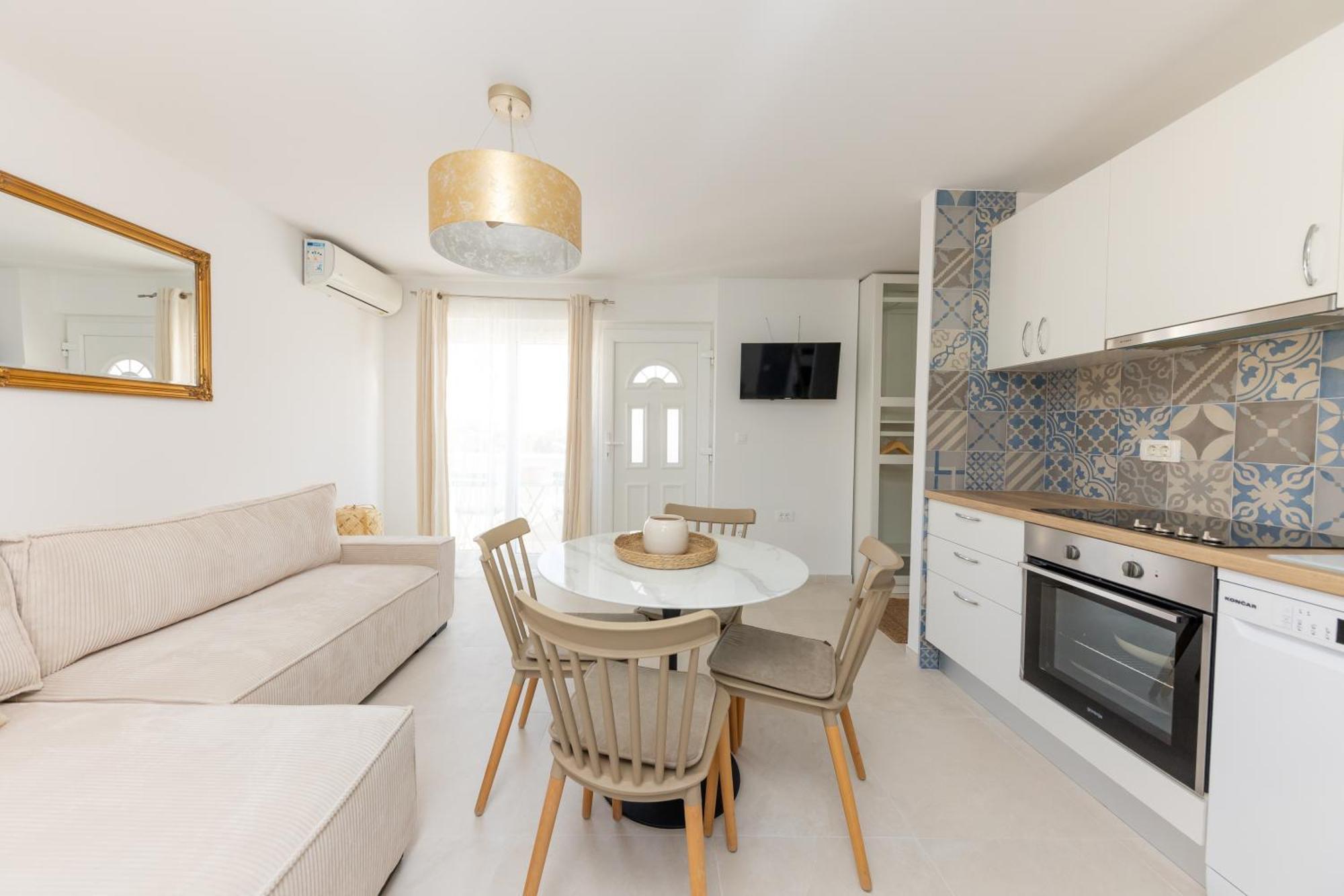 House Niko M With 6 Apartments Split Extérieur photo