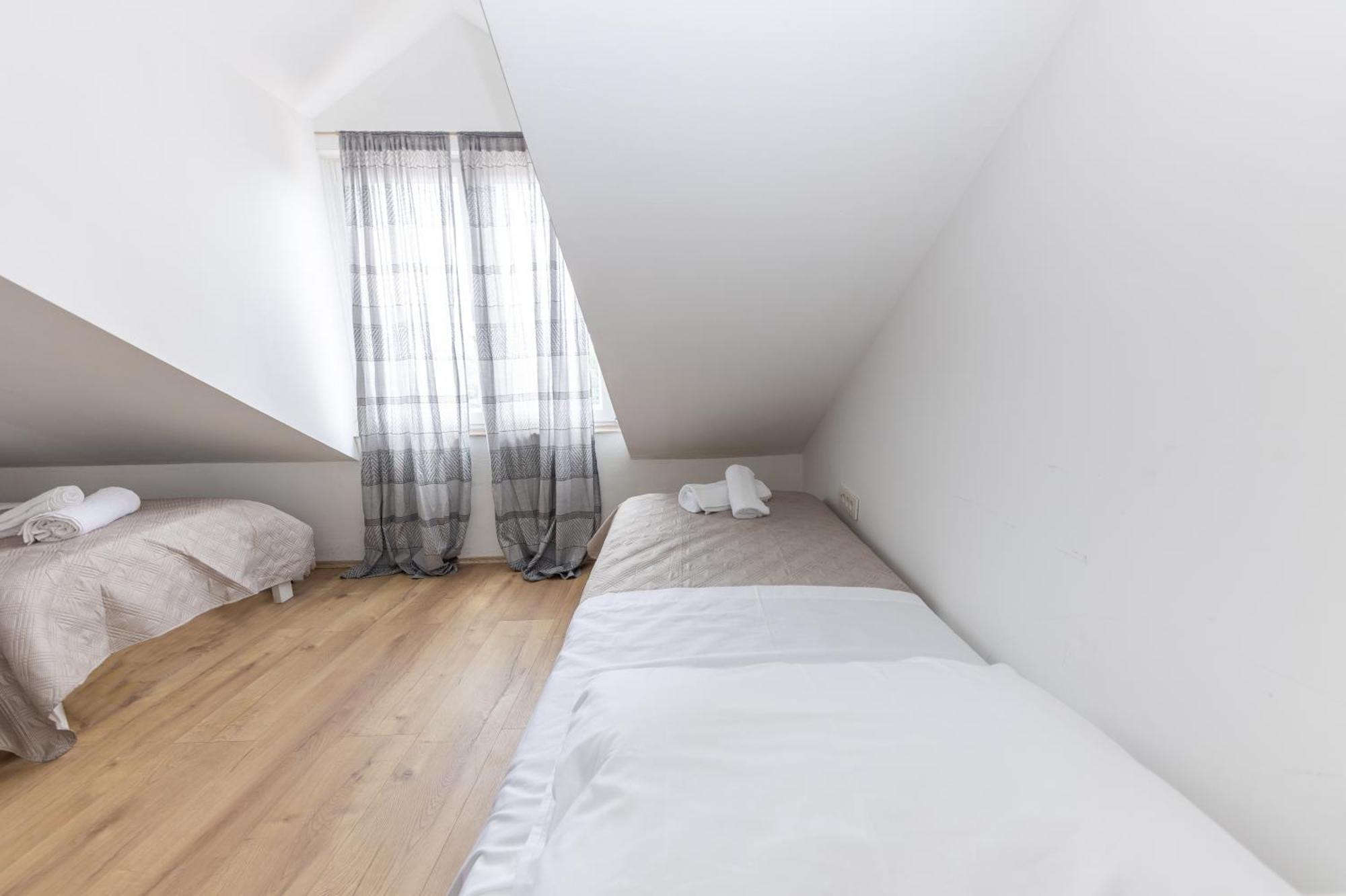 House Niko M With 6 Apartments Split Extérieur photo